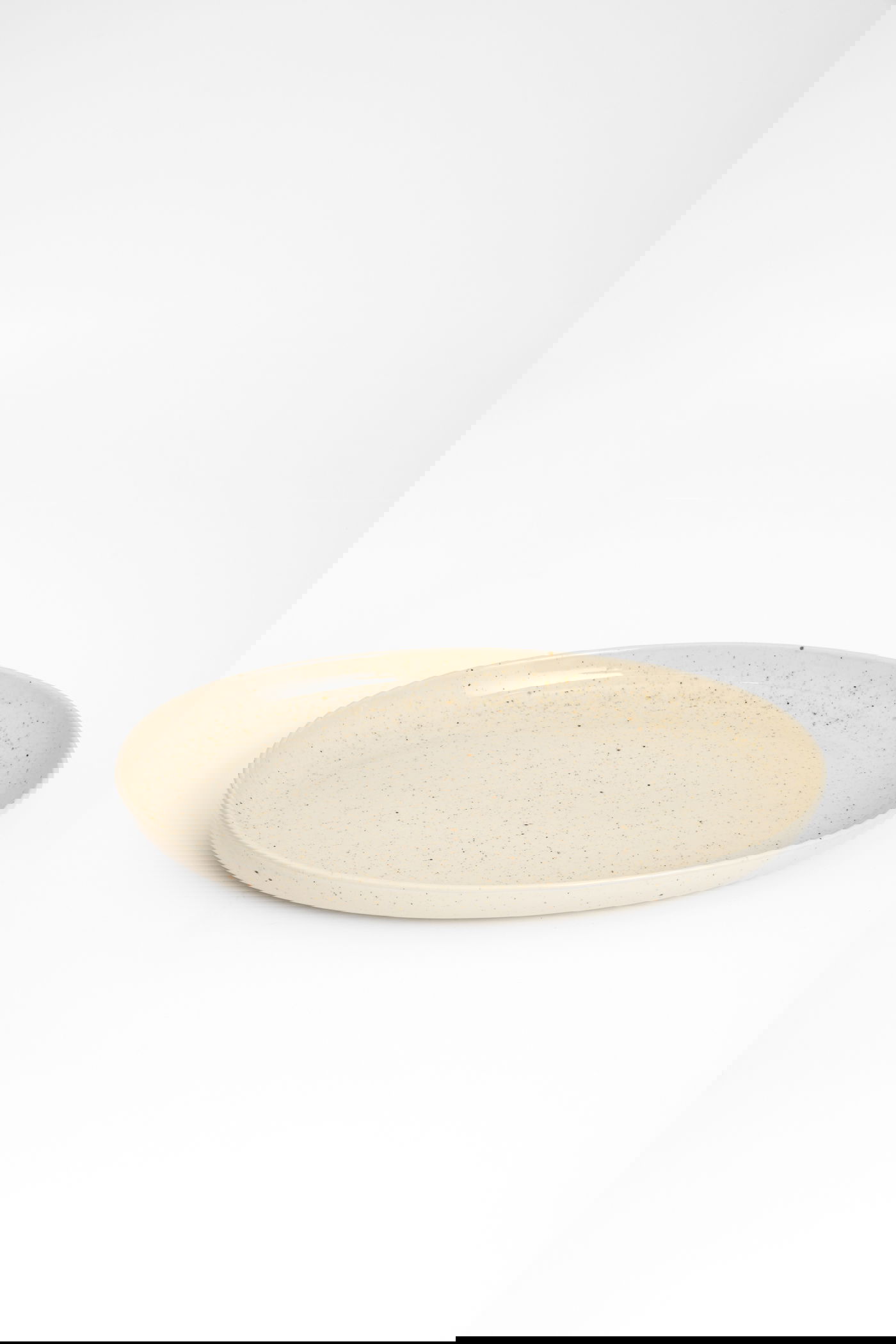MATHILDA SERVING TRAY - CREMESPECKLED