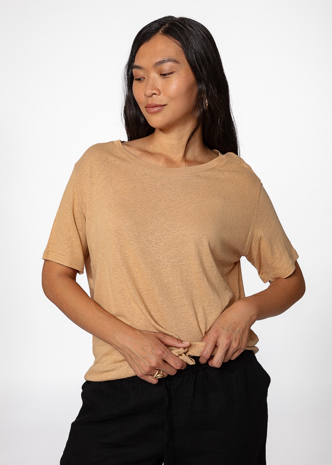LISA LINEN TEE - BEIGE